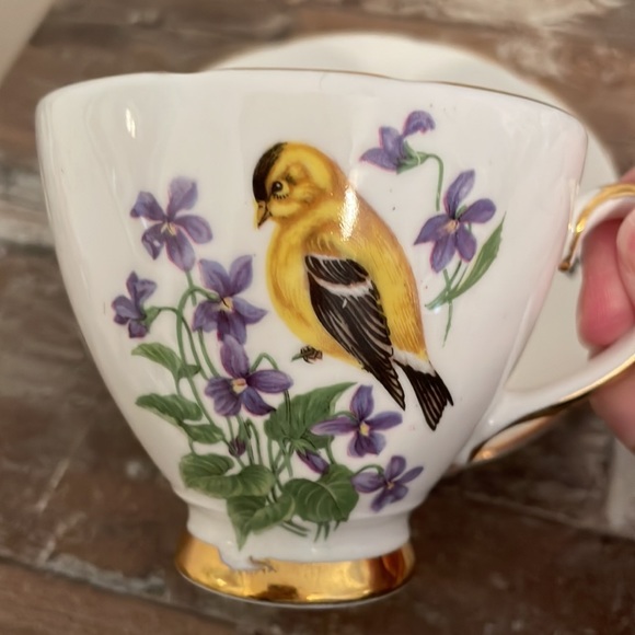 Delphine bone China from England tea cup & saucer. - Picture 6 of 8